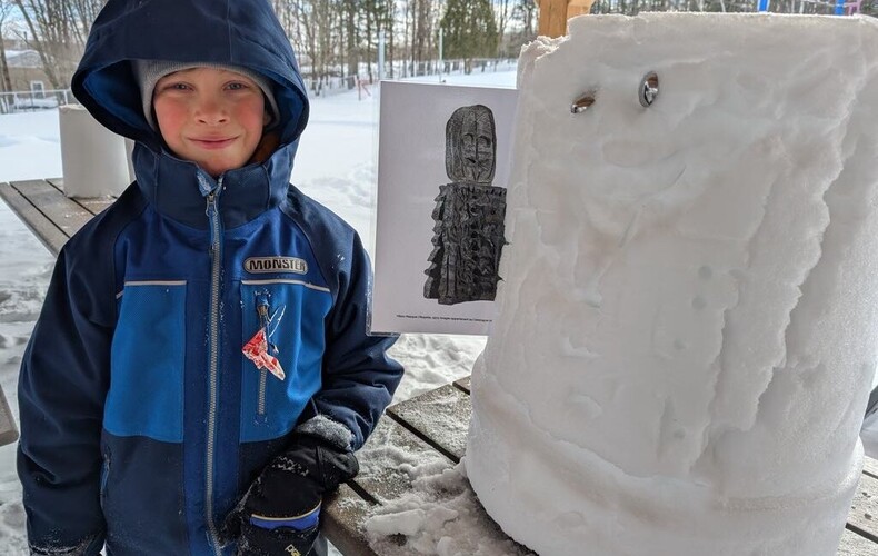 Concours de sculptures sur neige inspirées des oeuvres de Riopelle.